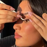 Silly George The Edge Stick-Resistant Tweezer - Image 4